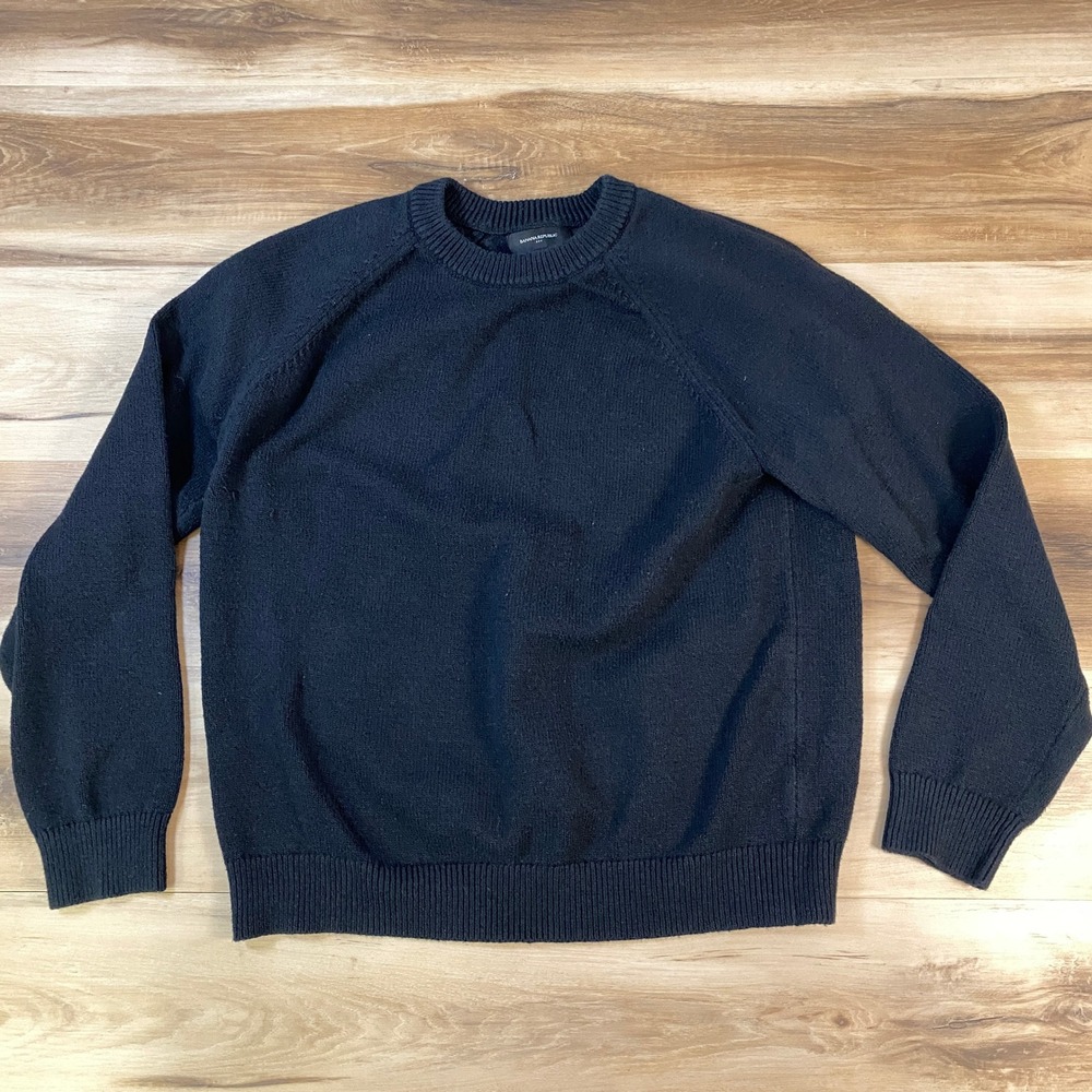 Banana Republic Sweater Mens Large Minimalist Cotton Blend Raglan Crewneck Black